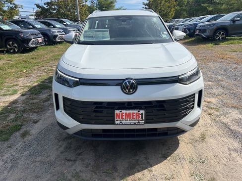 New 2025 Volkswagen Tiguan S image 2