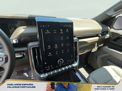 New 2026 GMC Yukon XL Elevation w/ LPO, Elevation Black Package AWD/4WD image 20