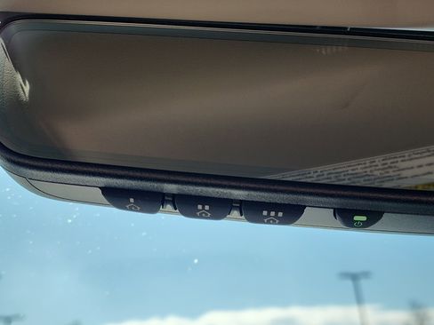 Used 2022 Subaru Crosstrek 2.5i Limited w/ Moonroof Package 2 image 25