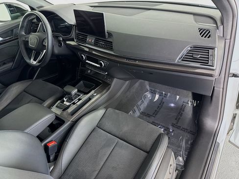Certified 2023 Audi SQ5 Premium Plus w/ Premium Plus Package image 31