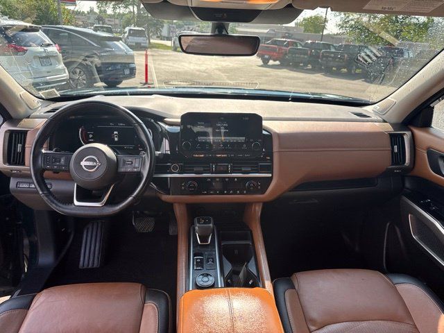 Used 2023 Nissan Pathfinder Platinum AWD/4WD image 19