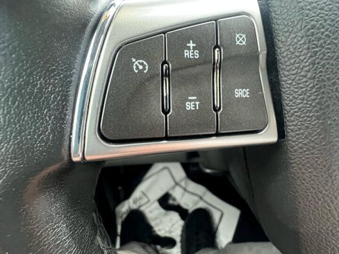 Used 2011 Cadillac SRX 2WD image 18