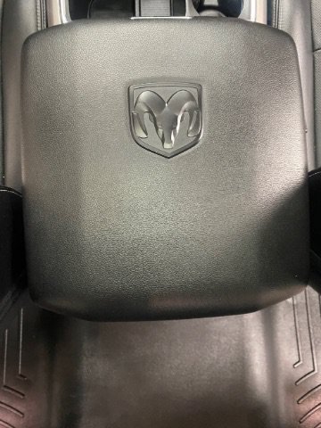 Used 2018 RAM 2500 Laramie w/ Convenience Group AWD/4WD image 16