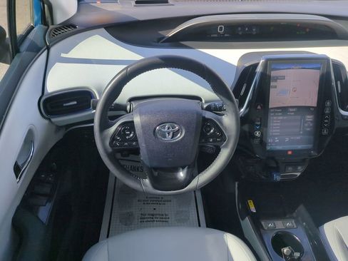 Certified 2022 Toyota Prius Limited image 16