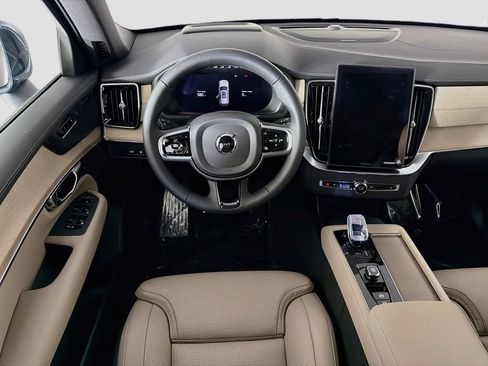 New 2026 Volvo XC90 T8 Ultra w/ Protection Package AWD/4WD image 24