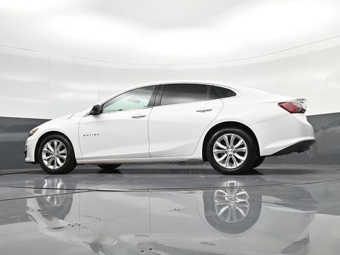 Used 2020 Chevrolet Malibu LT FWD image 25