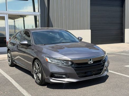 Used 2018 Honda Accord Sport image 15