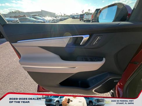 New 2026 Buick Enclave Preferred image 24