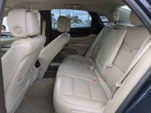 Used 2014 Cadillac XTS image 13