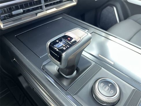 Used 2024 GMC Hummer EV 2X w/ Extreme Off-Road Package image 16