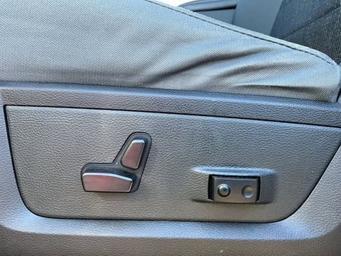 Used 2015 RAM 1500 Big Horn image 24