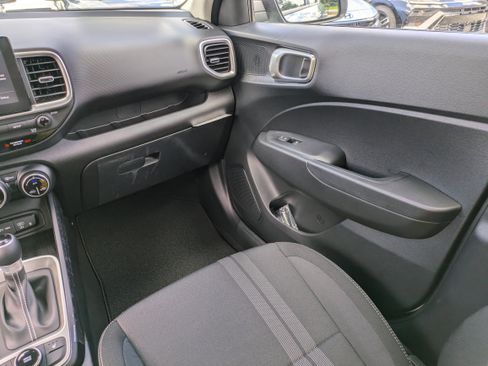 New 2026 Hyundai Venue SEL image 17