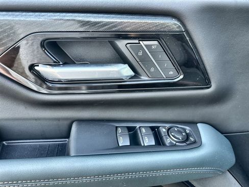 New 2026 GMC Yukon AT4 w/ AT4 Premium Plus Package AWD/4WD image 22
