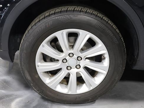 Used 2017 Land Rover Discovery Sport SE AWD/4WD image 33
