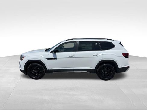 New 2026 Volkswagen Atlas Peak Edition AWD/4WD image 4