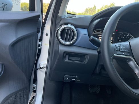 New 2025 Nissan Versa SV w/ Trunk Package image 22