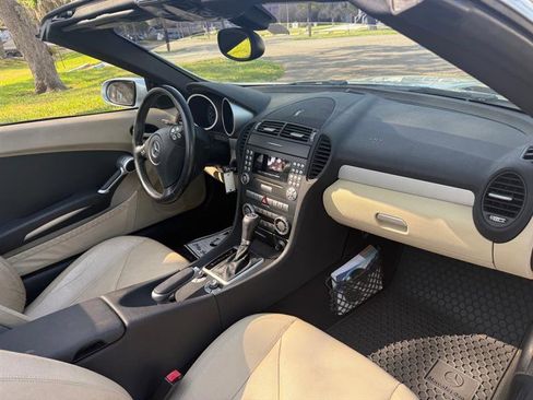 Used 2005 Mercedes-Benz SLK 350 image 14