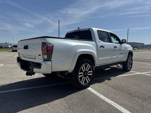 Used 2021 Toyota Tacoma Limited w/ Nightshade Package image 6