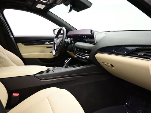 Used 2025 Cadillac CT5 Premium Luxury RWD image 12