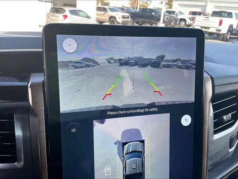 Used 2022 Ford F150 Lightning Lariat image 24