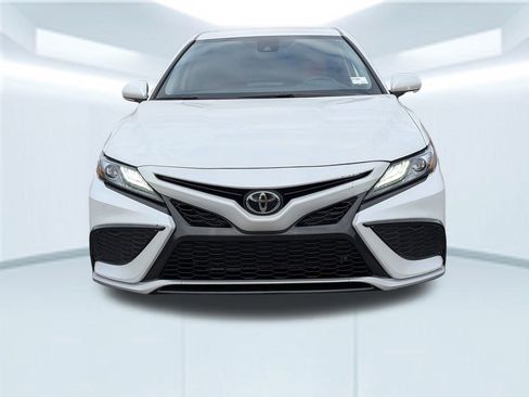 Used 2023 Toyota Camry XSE image 10