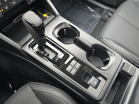 New 2026 Subaru Outback Limited XT image 25