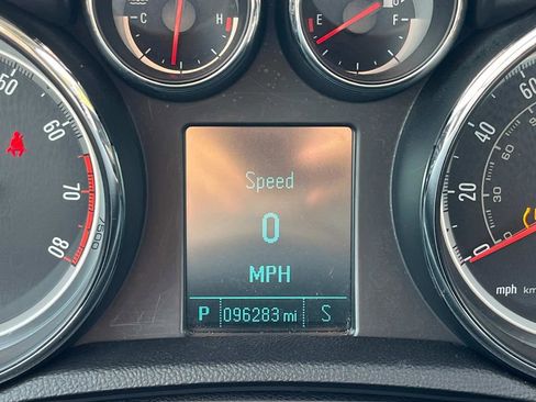 Used 2016 Buick Encore FWD image 34