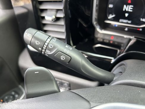 Used 2022 GMC Sierra 1500 SLT w/ SLT Premium Plus Package image 54