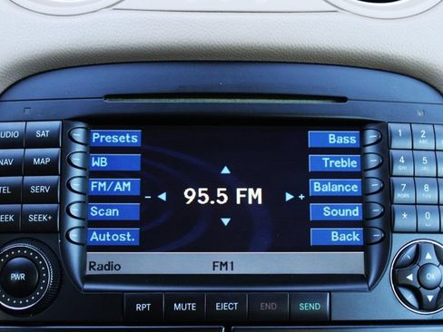 Used 2007 Mercedes-Benz SL 550 image 28