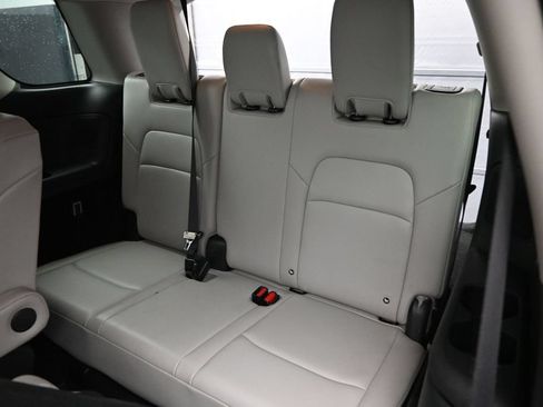 Used 2022 Nissan Pathfinder SL w/ SL Premium Package AWD/4WD image 17