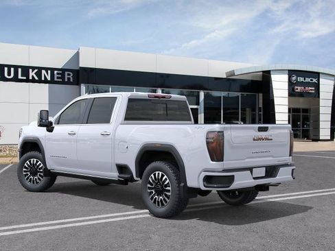 New 2026 GMC Sierra 2500 Denali Ultimate AWD/4WD image 3