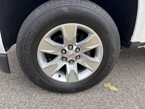 Used 2019 Chevrolet Colorado W/T w/ WT Convenience Package image 16