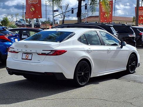 Certified 2025 Toyota Camry SE image 4