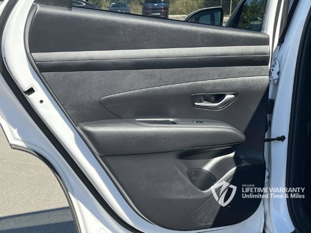 Certified 2025 Hyundai Tucson SEL AWD/4WD image 19