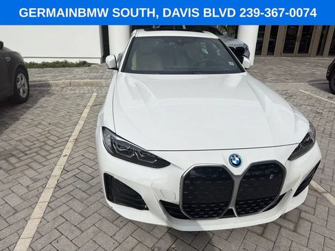 Certified 2023 BMW i4 eDrive40 w/ M Sport Package RWD image 7