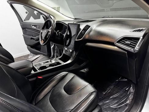 Used 2022 Ford Edge Titanium w/ Equipment Group 301A AWD/4WD image 56