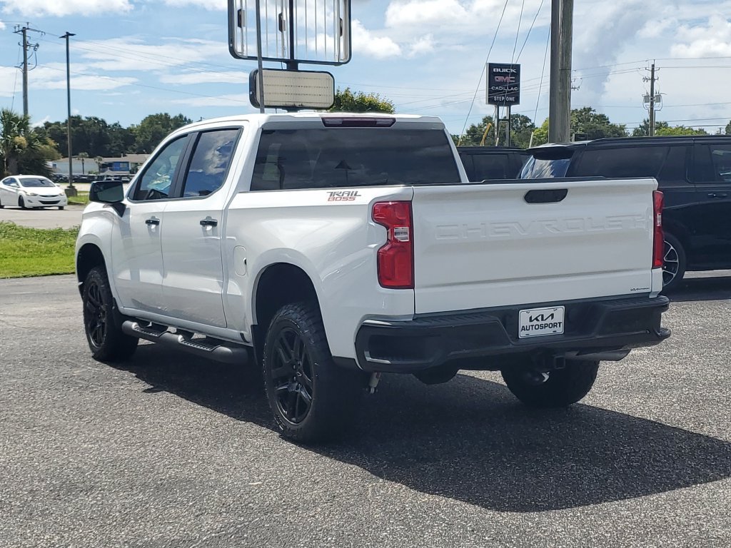 Used 2025 Chevrolet Silverado 1500 LT Trail Boss w/ Protection Package AWD/4WD image 3
