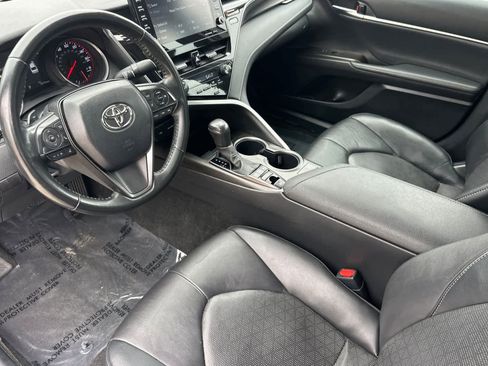 Used 2023 Toyota Camry XSE image 9
