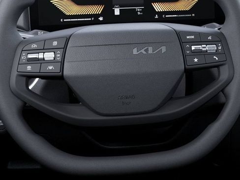 New 2026 Kia K4 FWD image 22