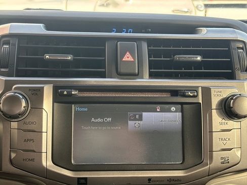 Used 2014 Toyota 4Runner Limited image 12