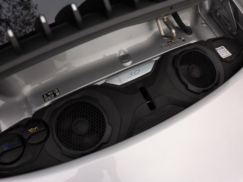 Used 2024 Porsche 911 Carrera w/ Premium Package image 61