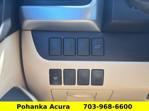 Used 2016 Toyota Highlander XLE AWD/4WD image 14