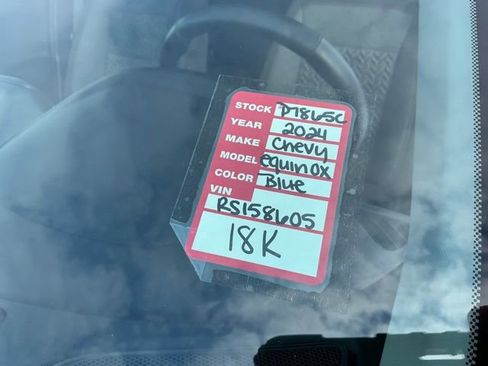 Used 2024 Chevrolet Equinox LT image 36