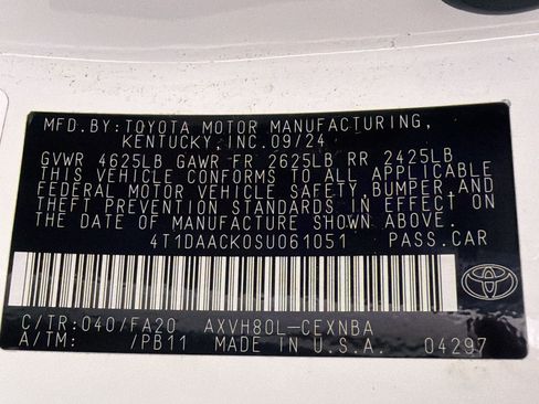 Used 2025 Toyota Camry LE FWD image 20