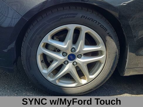 Used 2016 Ford Fusion SE FWD image 6