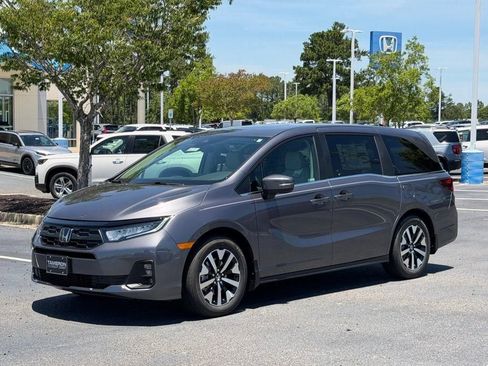 New 2026 Honda Odyssey EX-L image 6