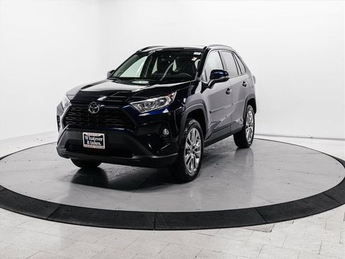 Certified 2021 Toyota RAV4 XLE Premium image 3