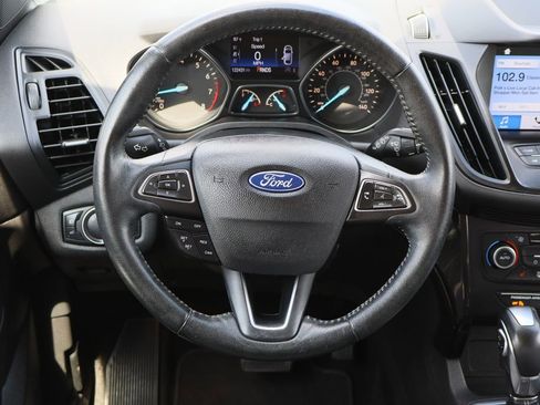 Used 2019 Ford Escape SE FWD image 13