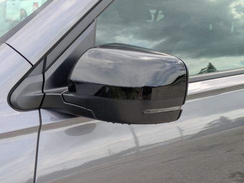 Used 2025 Honda Pilot Black Edition image 12