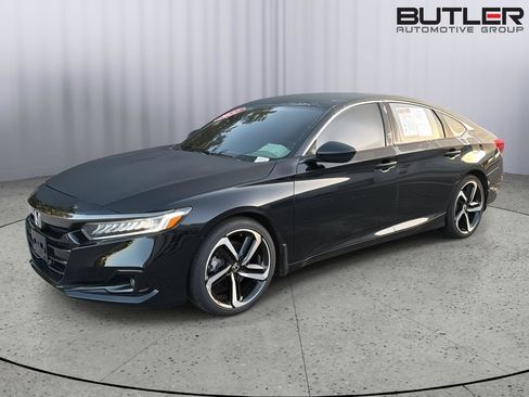 Used 2022 Honda Accord Sport image 2